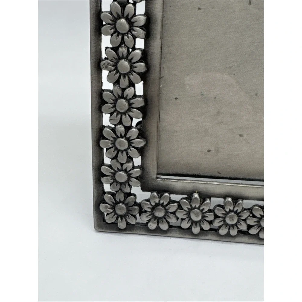 Pewter Flower 4.5
